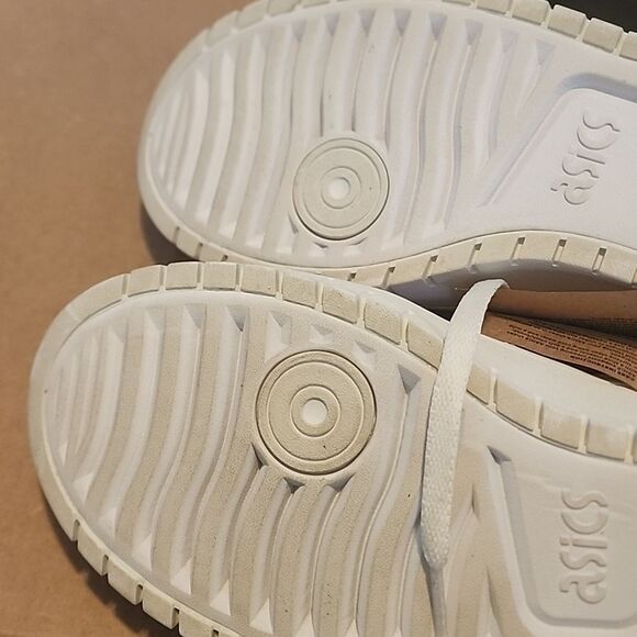 ASICS Women's  Japan S PF Sneakers Purple and White colorway Sneakers size 10.5 - Picture 7 of 9